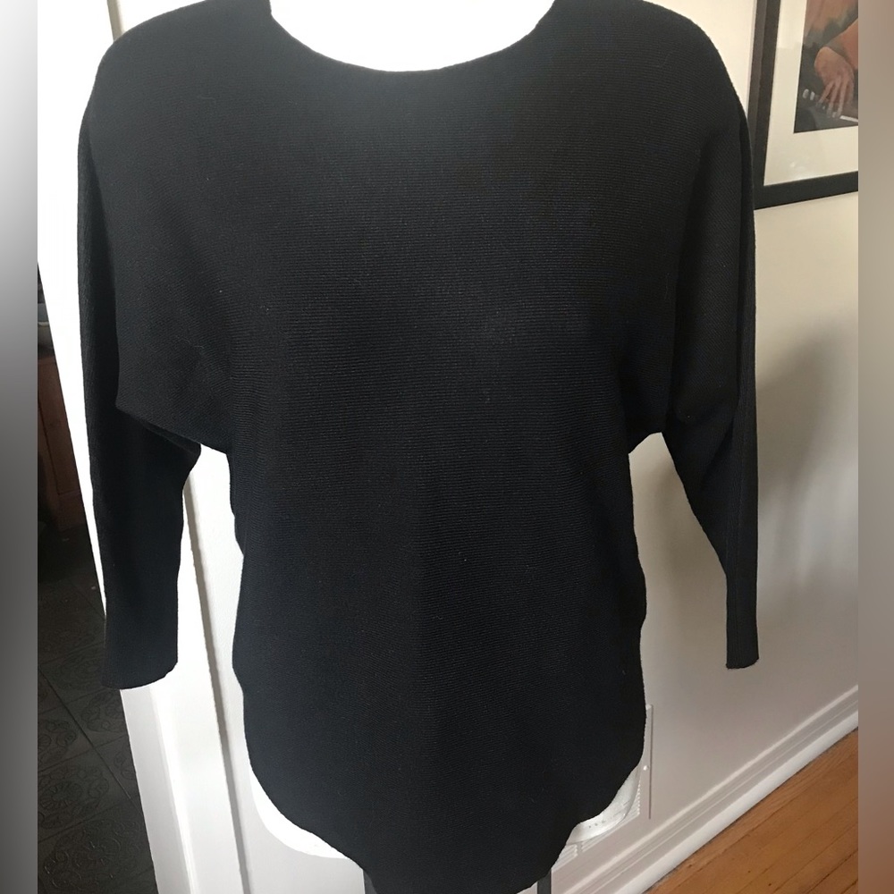 NWT -  Sioni - Vila Milano Black Sweater - Size Small